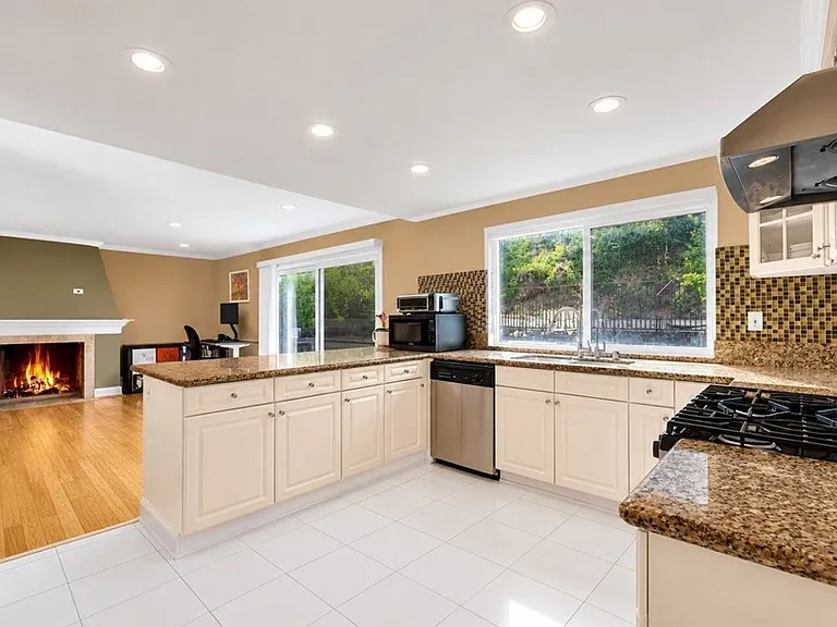 1625 S Grenoble Ave — Photo 10