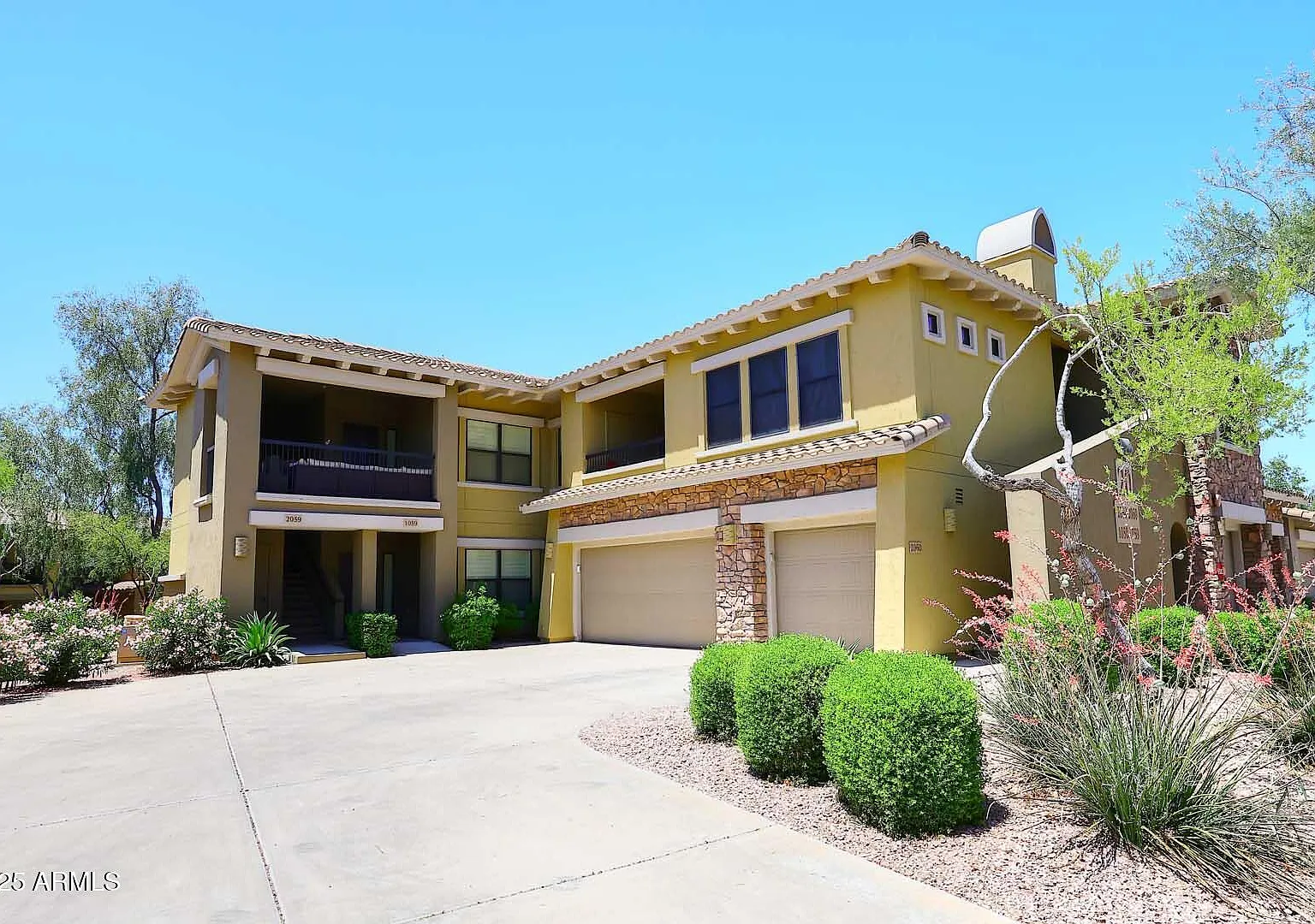 2 bed, 1697 sqft, $7,000 — Photo 3