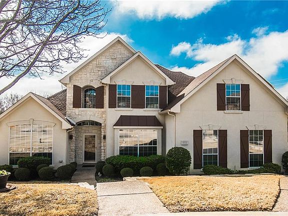 3rd image of 903 Spring Park Ct