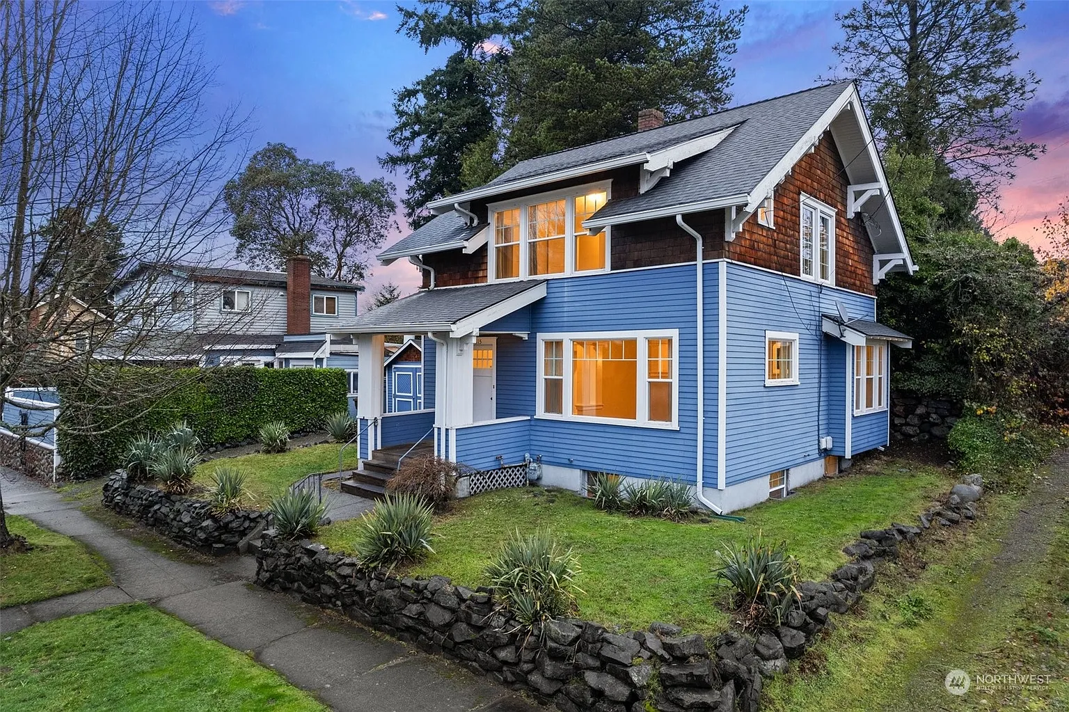 615 N Puget Sound Avenue photo 1