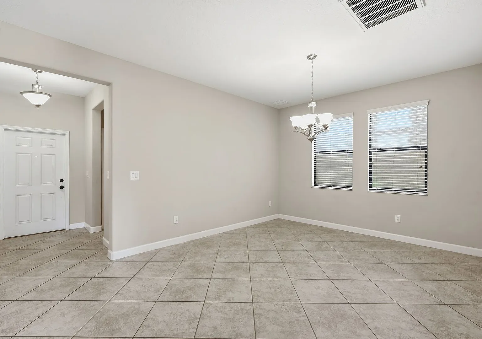 Family-Friendly 5BR Home in The Enclave at Boyette — Photo 3