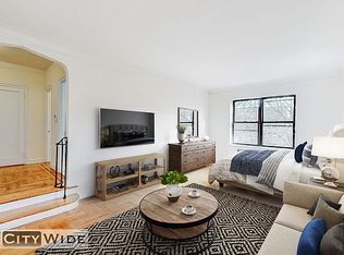 4960 Broadway #1R, New York, NY 10034