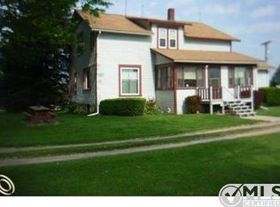 13564 Gilbert Rd, Allenton, MI 48002