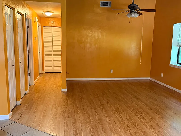 1681 Spring Garden Ct S — Photo 7