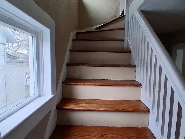 1405 William St — Photo 3