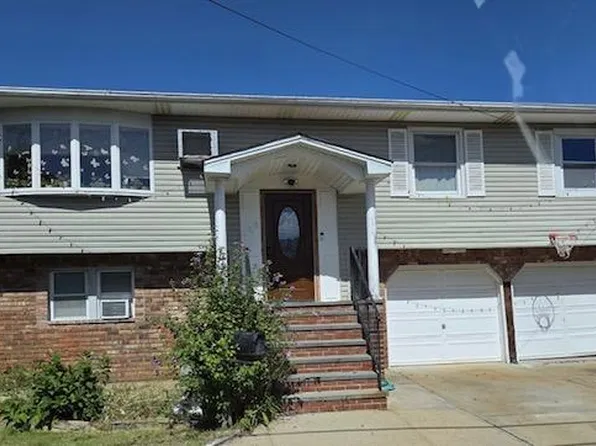 169 Meister Boulevard, Freeport, NY 11520