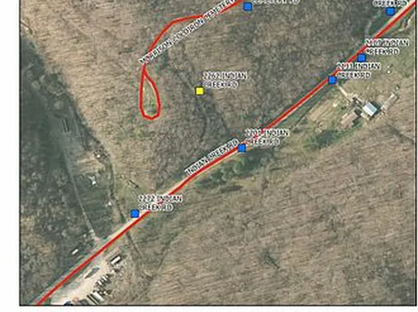 239 Morrison Coldiron Cemetery Rd, Frenchburg, KY 40322