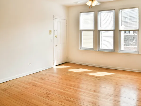 2614 N Marshfield Ave #2, Chicago, IL 60614