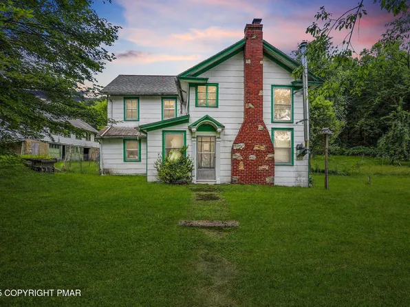 3485 Turkey Hill Rd, Stroudsburg, PA 18360