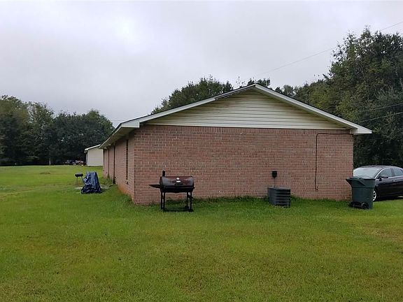 3rd image of 90089010 Bowman Ave