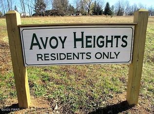 5 Avoy Heights Rd, Lake Ariel, PA 18436