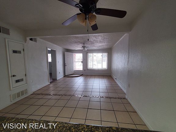 5th image of 2916 Cypress Ave
