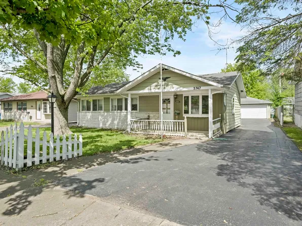 3747 Sangamon St, Steger, IL 60475