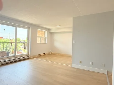 1071 McDougall St #405 — Photo 1
