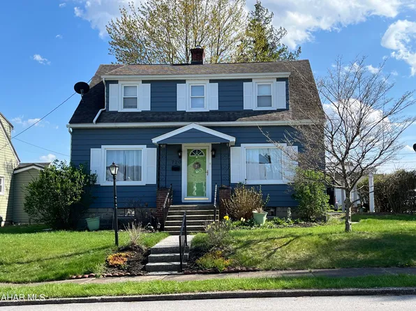 720 Pershing St, Roaring Spring, PA 16673