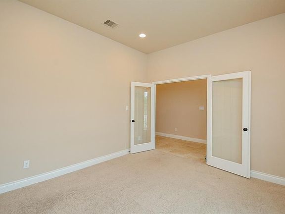 4th image of 10035 Harbor Light Dr