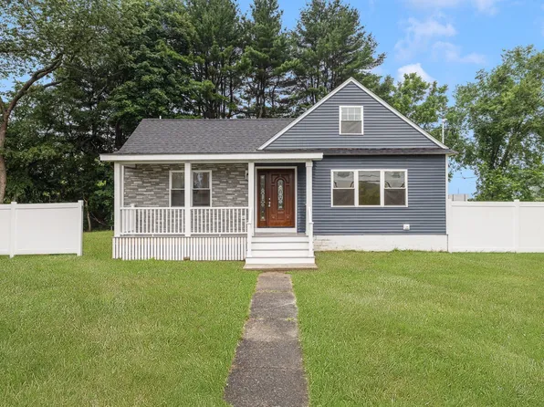5 Colfall St, Seekonk, MA 02771