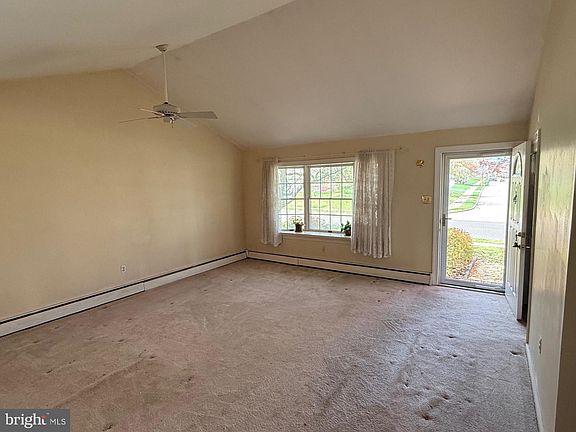 4th image of 1831 Jill Rd
