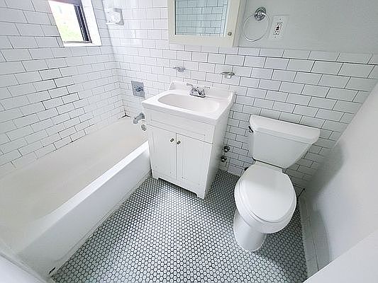 3rd image of 6218 Riverdale Ave #5N