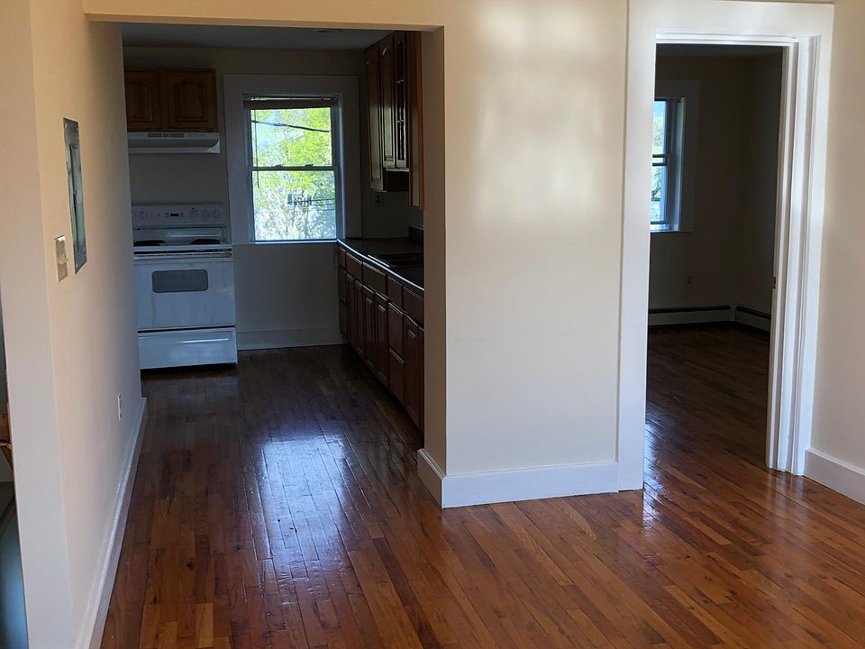1st image of 26 Papuli Dr APT 2