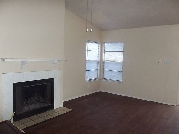 5th image of 6838 Maple Springs St