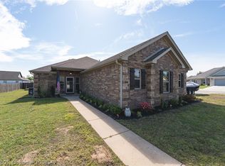 304 Rock Cir, Lavaca, AR 72941