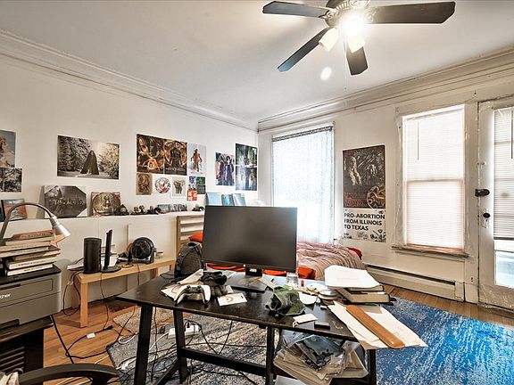4th image of 5422 S University Ave #2S
