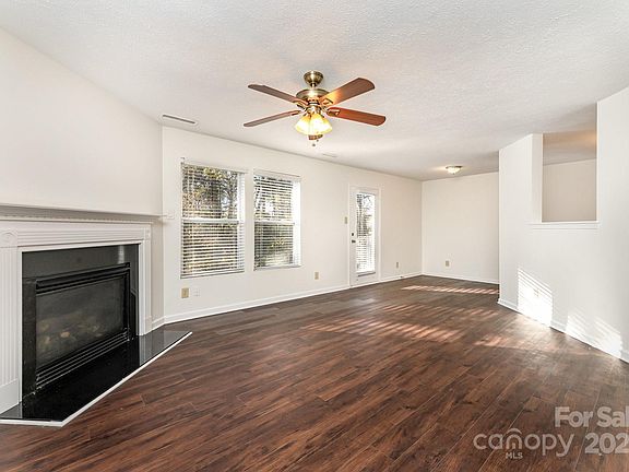 4th image of 7601 Eben Dr