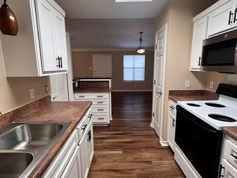 13330 Water Oak Ln #A — Photo 9