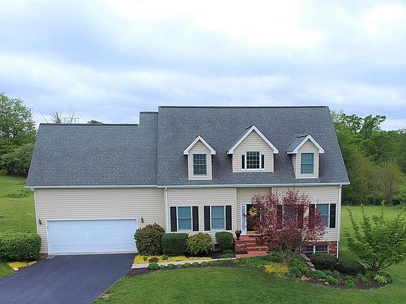 2nd image of 1781 Stratford View Dr