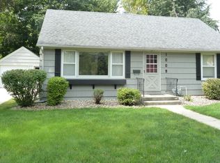 1009 Elmwood Ave, Worthington, MN 56187