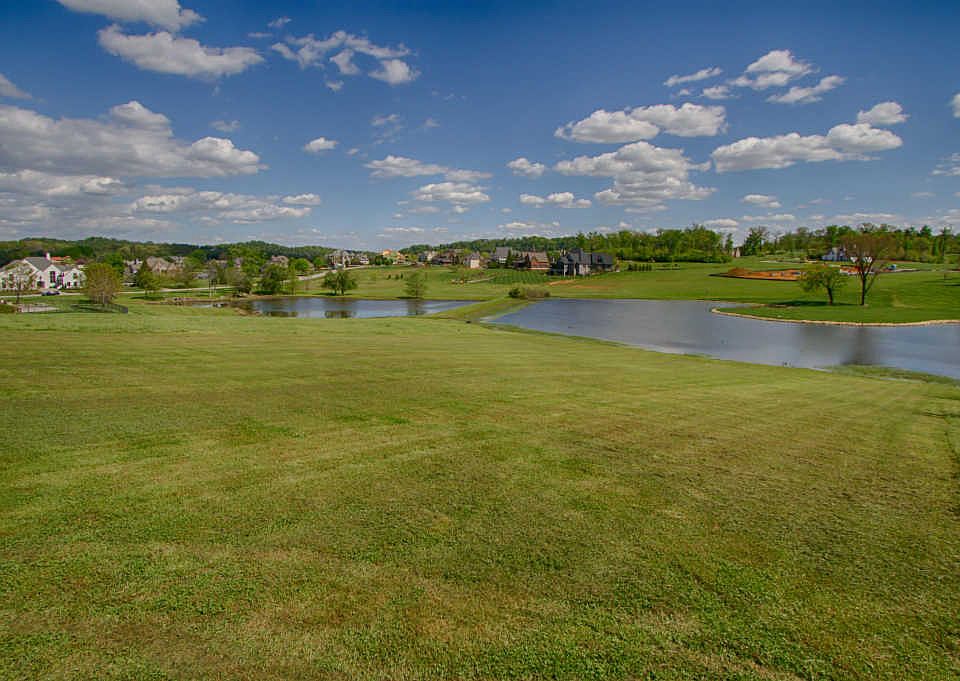 2nd image of 225 Lake Forest Way