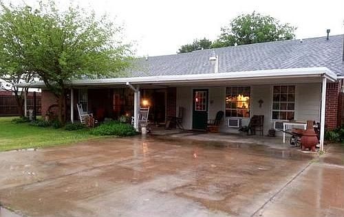 1st image of 1215 Rolling Hills Dr