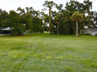 645 Caloosa Estates Dr, Labelle, FL 33935