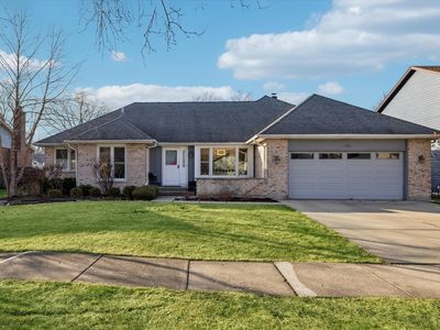 2010 N Oak Wood Dr, Arlington Heights, IL, 60004