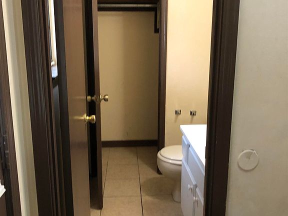 5th image of 8136 Stonebrook Dr