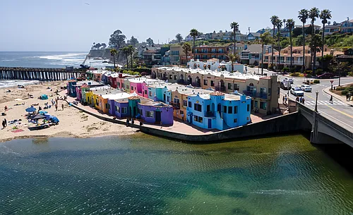 Capitola Venetian Apartments Photo 1
