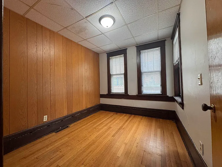 216 W Main St #1 — Photo 14