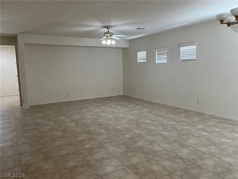 10922 Moonbeam Glow Ln — Photo 37
