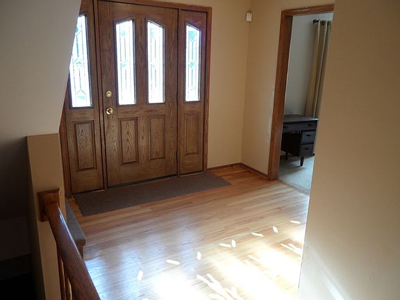 3rd image of 16736 Anne Marie Ave