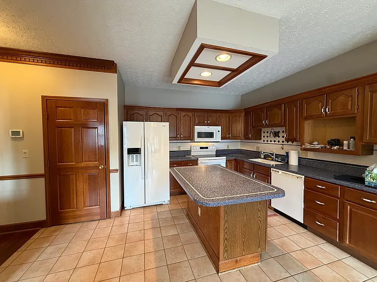 3623 Ridgeway Rd — Photo 8
