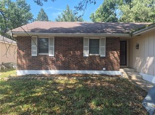 9310 E 83rd St, Raytown, MO 64138