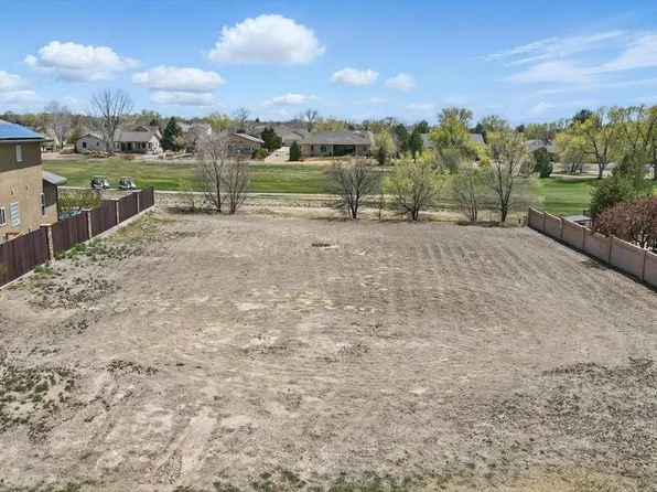 238 S Golfwood Dr E, Pueblo West, CO 81007