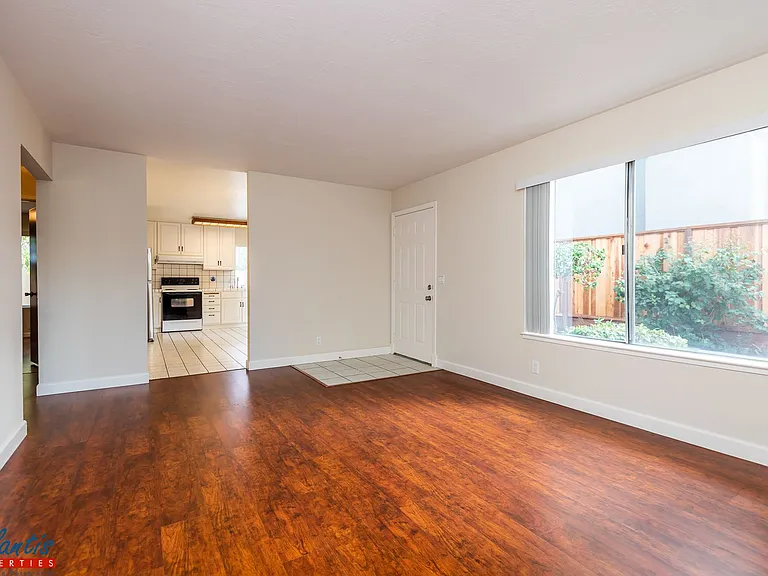 4485 Kirk Rd — Photo 3