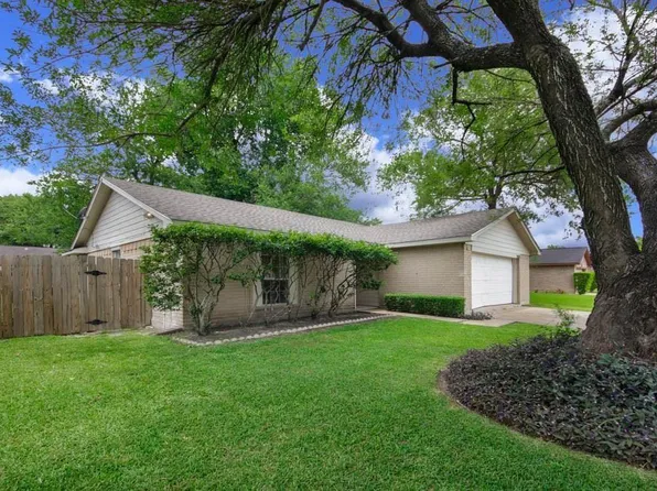 10018 King Ranch Lane, Sugar Land, TX 77498