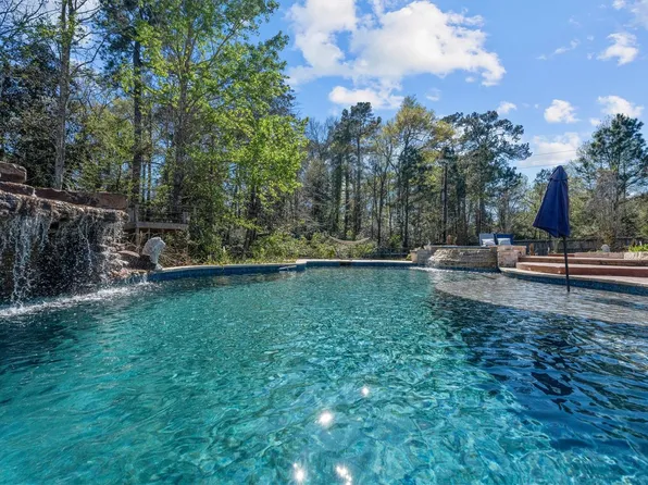 2261 Teas Crossing Dr, Conroe, TX 77304