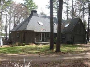 4 S Edgewater Ln, Bridgton, ME 04009