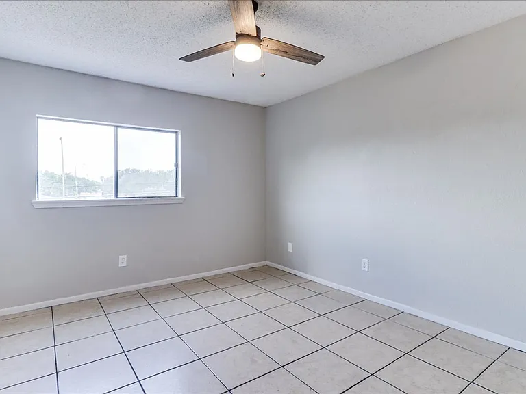 11205 Willowood Creek Dr #C — Photo 23