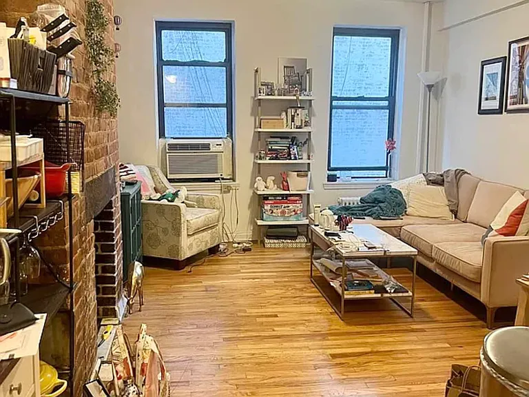 172 E 92nd St #4E — Photo 2