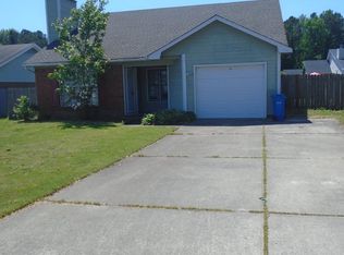 5595 Quietwood Pl, Fayetteville, NC 28304